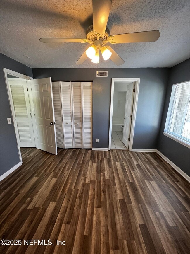 Photo - 4 8th Ave S Unidad 4