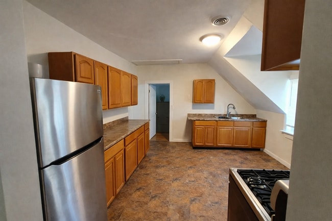 Photo - 64 Chase Ave Unit 2