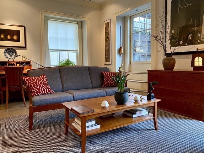 Photo - 72 Mt Vernon St Unit 2B