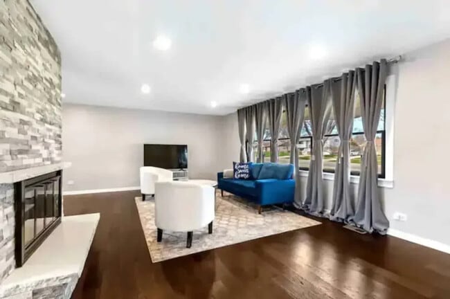 Photo - 1401 W Weathersfield Way Unidad ID1237902P