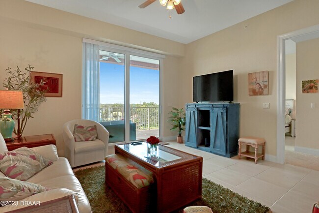 Photo - 6 Riverwalk Drive Unit 604