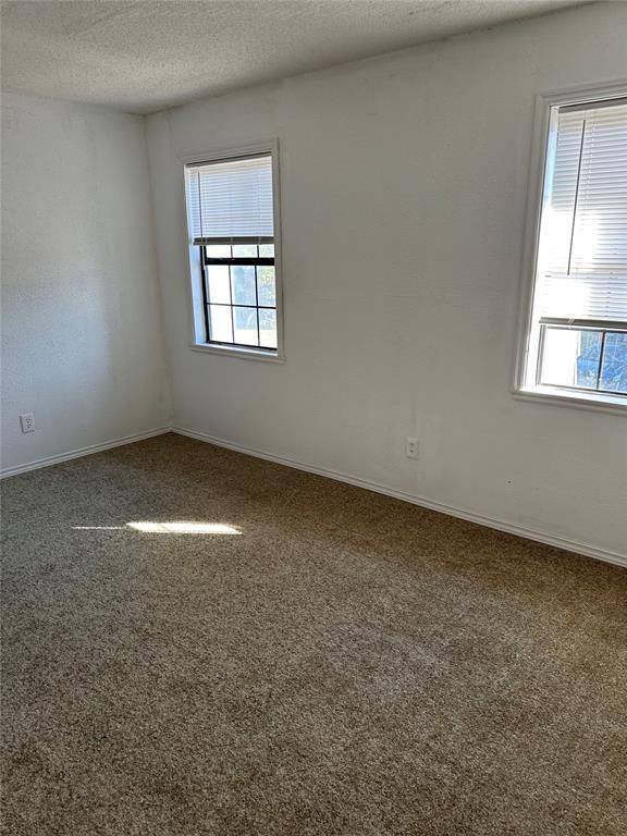 Photo - 401 SE 12th St Unidad 156