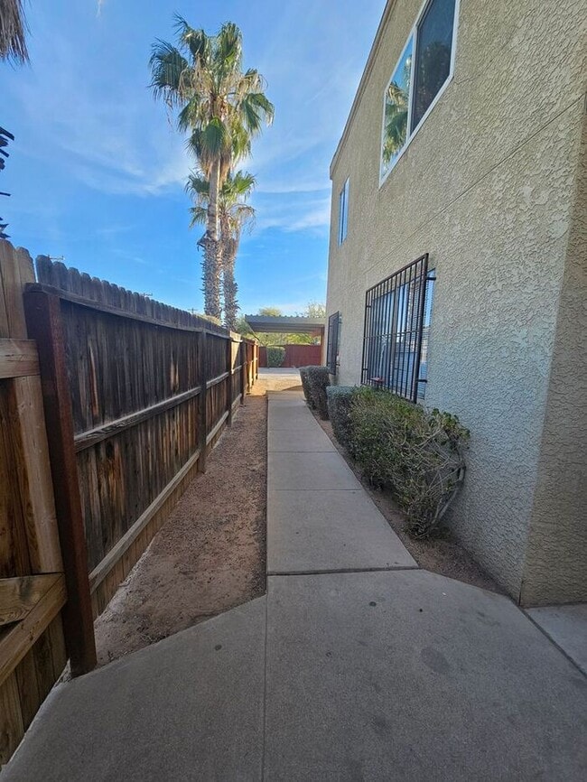 Photo - 2767 N Edith Blvd