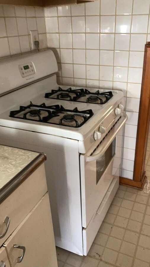 Newly renovated 2 bedroom - Newly renovated 2 bedroom