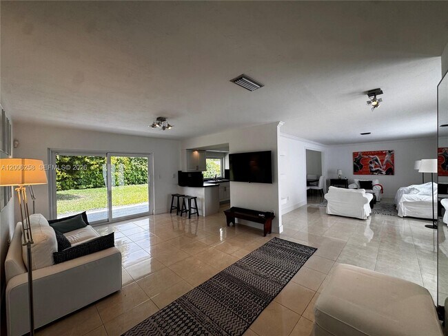 Photo - 8161 SW 104th St