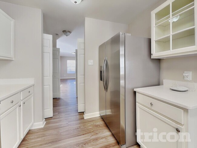 Photo - 1210 Willow Bridge Ct