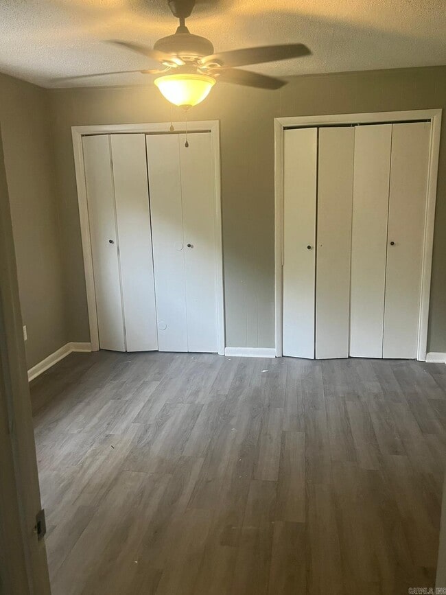 Photo - 407 W 33rd St