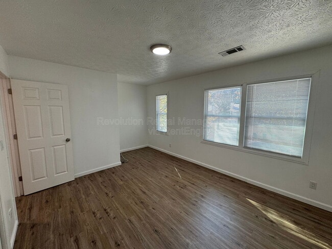 Photo - 1301 Sweet Pine Dr