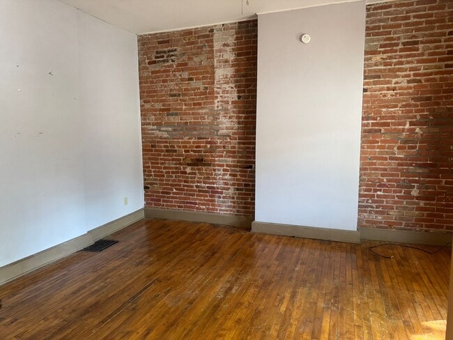 301 S 13th St Unidad 301 S 13th St. St. Joseph, MO 64501
