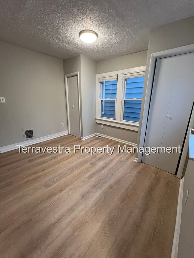 Photo - 710 Hunter St Unit A