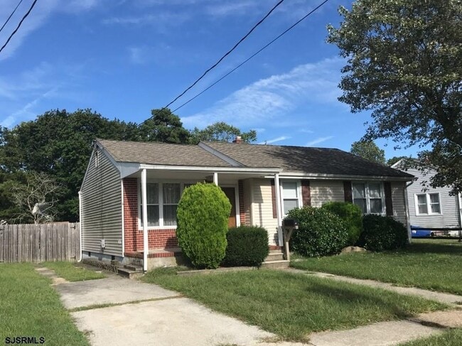 Photo - 11 Forrest Dr