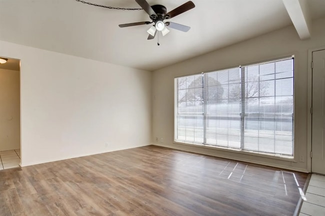 Photo - Wonderful 3/2 in Central Lubbock!