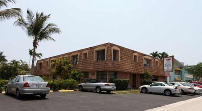 Photo - 100 Isle of Venice Ft. Lauderdale, FL 33301