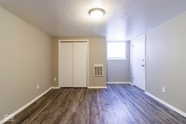 Photo - 4849 N Bolton Ave Unit 6