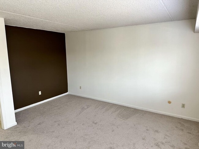 Photo - 63 Hermitage Dr