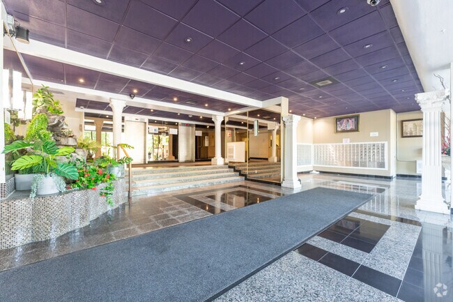 Hall d'entrée - 1577 Lawrence Avenue West