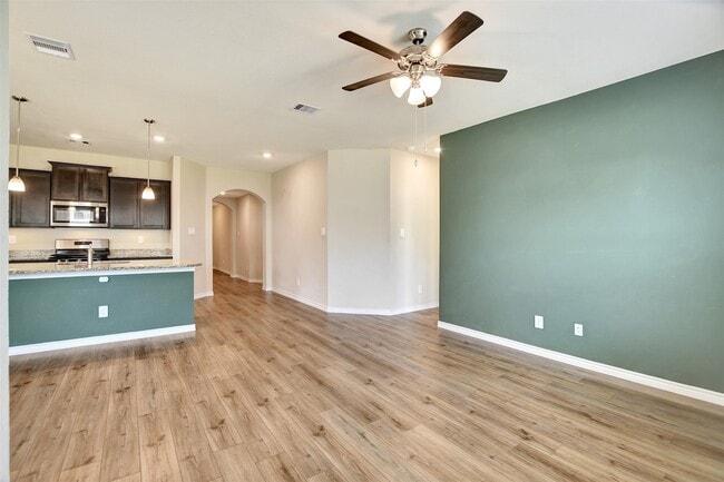 Photo - 1006 Fannin St