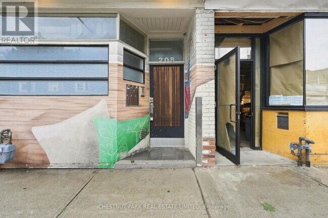 Photo - 208 Greenwood Ave