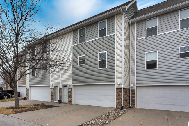 Photo - 6755 S 181st Ct House