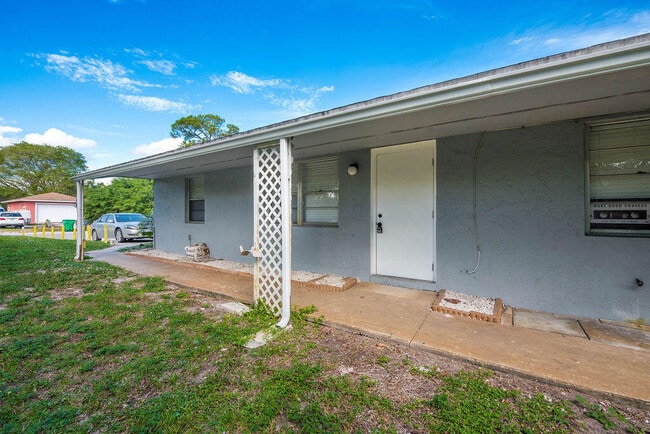 Photo - 4468 Stevens Rd