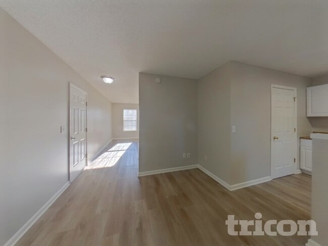 Photo - 457 Cape Jasmine Way