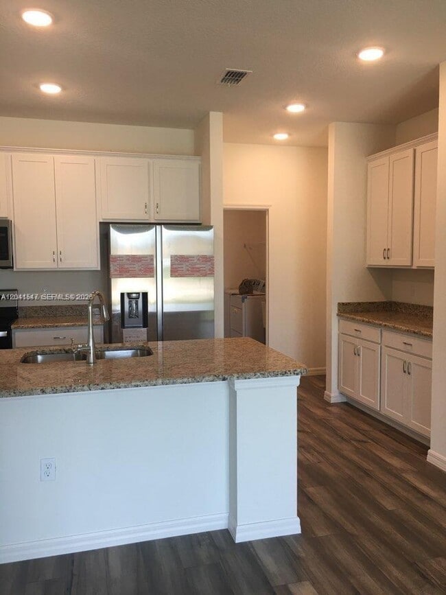 Photo - 2240 SW Lawrence St