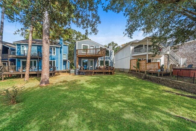 Photo - 3203 Poe Dr