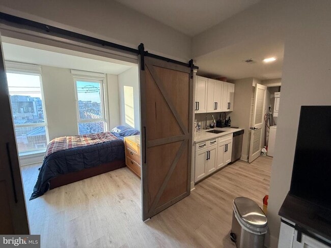 Photo - 1805 N Howard St Unit 509