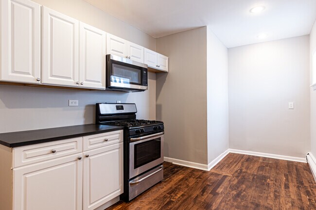 Photo - 3823 N Drake Ave Unit 1