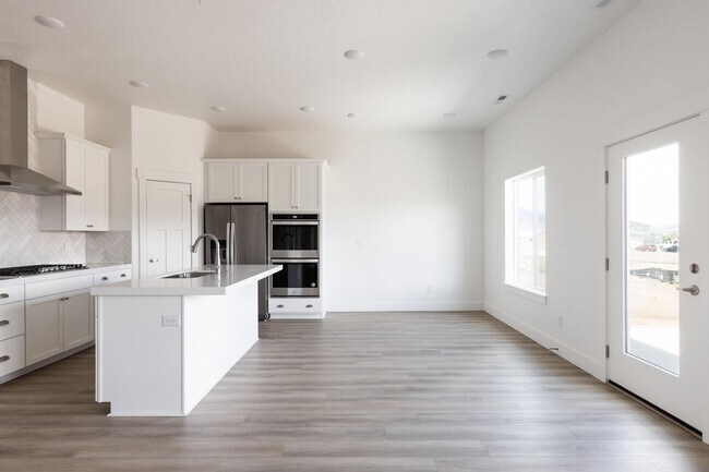 Photo - Modern Single-Level Brookside Home in Heber