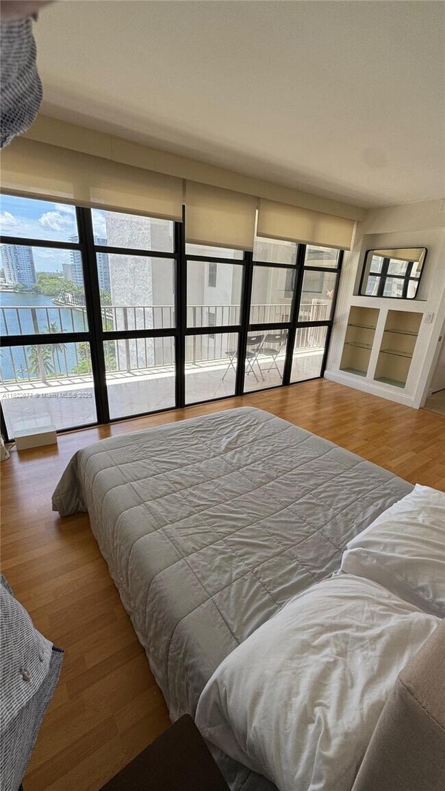 Photo - 18181 NE 31st Ct Unit 1009