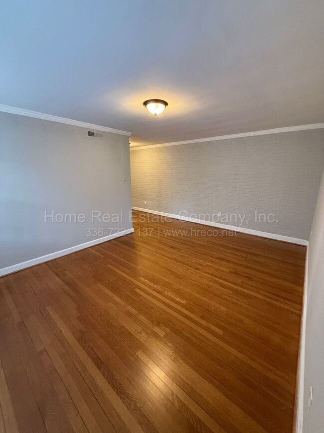 Photo - 803 W End Blvd Unidad A-8