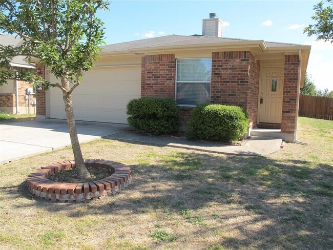 Building Photo - 3401 Pioneer Crossing Dr