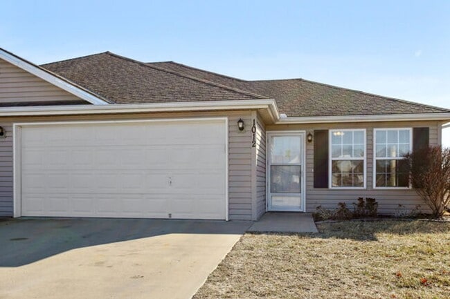 Building Photo - 3 bd 2 bath - Grain Valley Rental