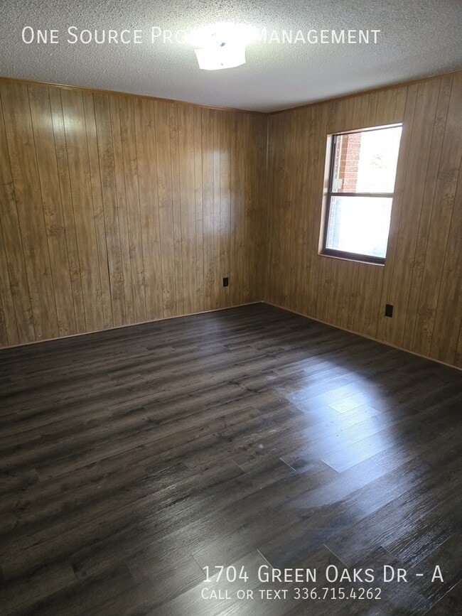 Photo - 1704 Green Oaks Dr SE Unit A