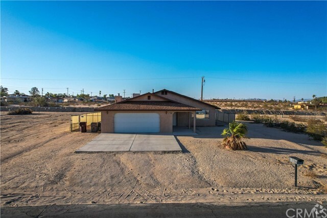 Building Photo - 73596 Buena Vista Dr Rental
