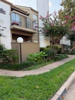 Building Photo - 10051 Westpark Dr Unit 261