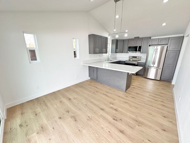 Building Photo - Stylishly Remodeled 2BD/1.5BA with Private Yard & In-Unit Laundry