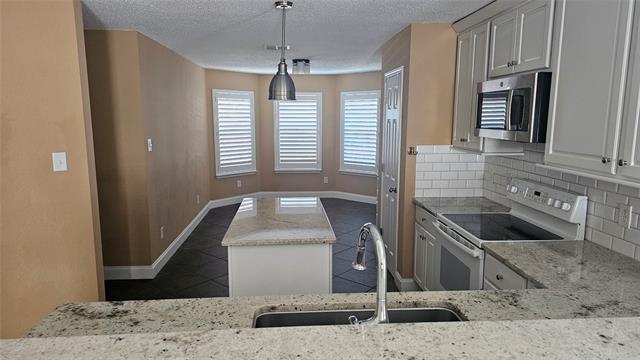 Photo - 9209 Whistlewood Dr