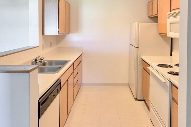 Photo - Pebble Creek Apartments