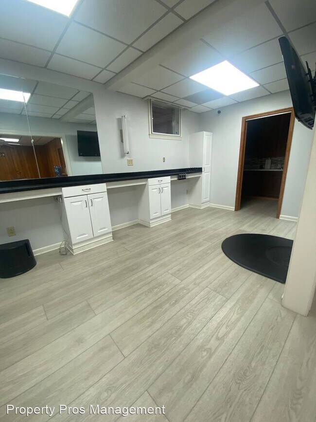 Studio, 2 bath House 1417 Barnwell Street Rental House Rental in