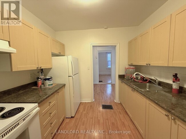 Photo - 1 Clinton St Unit 2