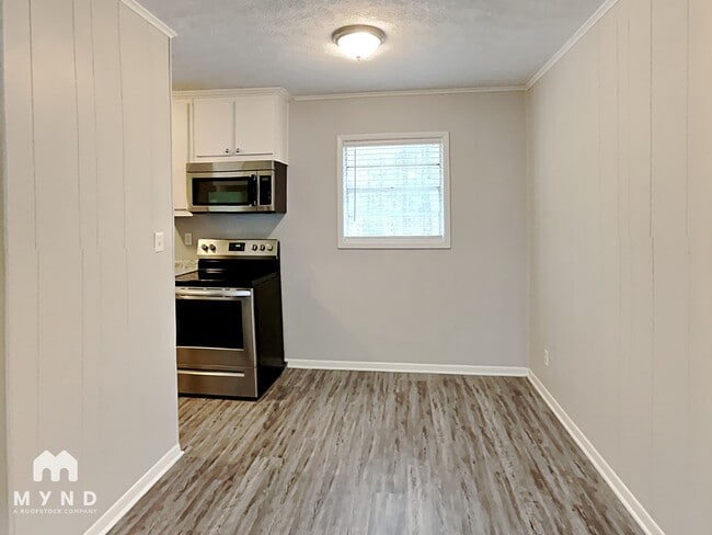 Photo - 6242 Green Acres Dr SW