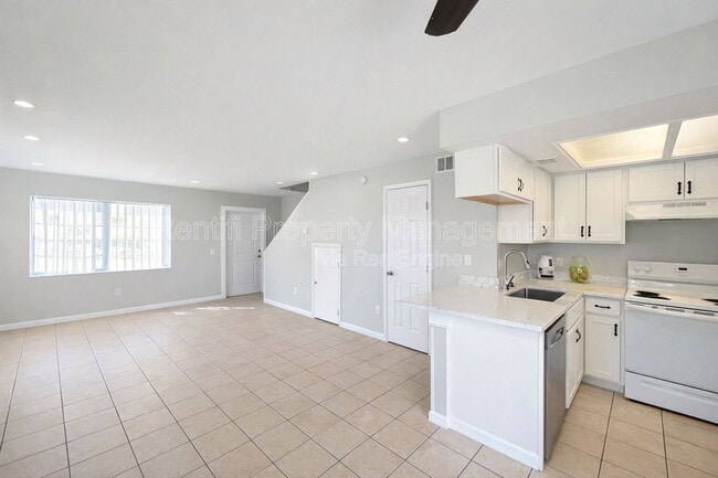 Photo - 4473 Frankie Ct