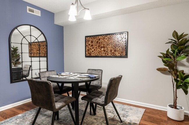Cobblestone Grove Apartment Homes