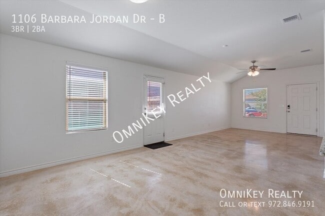 Photo - 1106 Barbara Jordan St Unit B