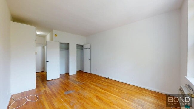 Building Photo - 1483 First Avenue Unit 3F Rental