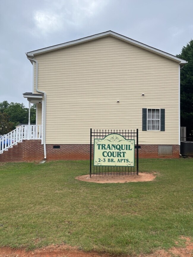 104 Graycliff Ct House House Rental in Piedmont, SC