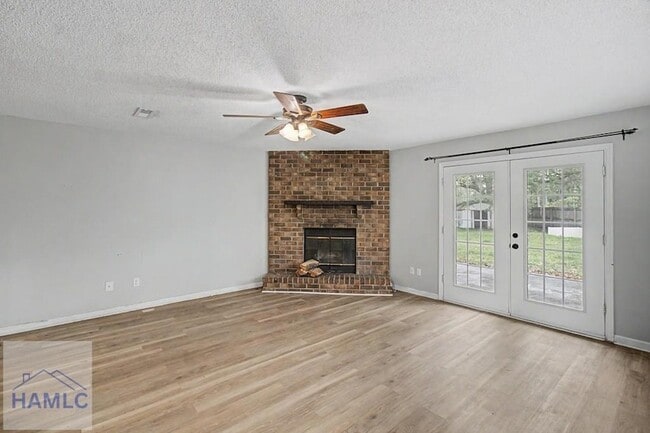 Photo - 21 Pinewood Ln