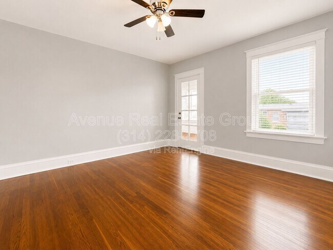 753 Leland Ave Unit 3f